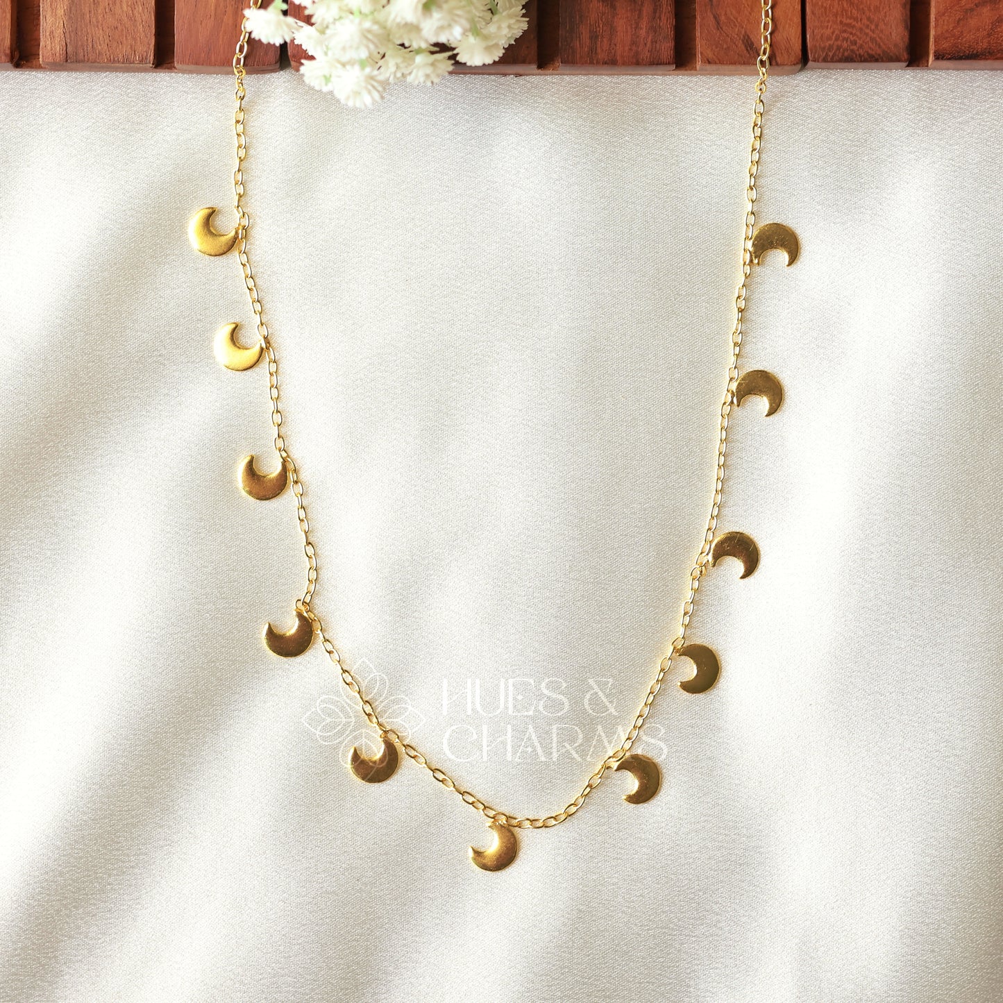 GOLDEN MOON NECKLACE