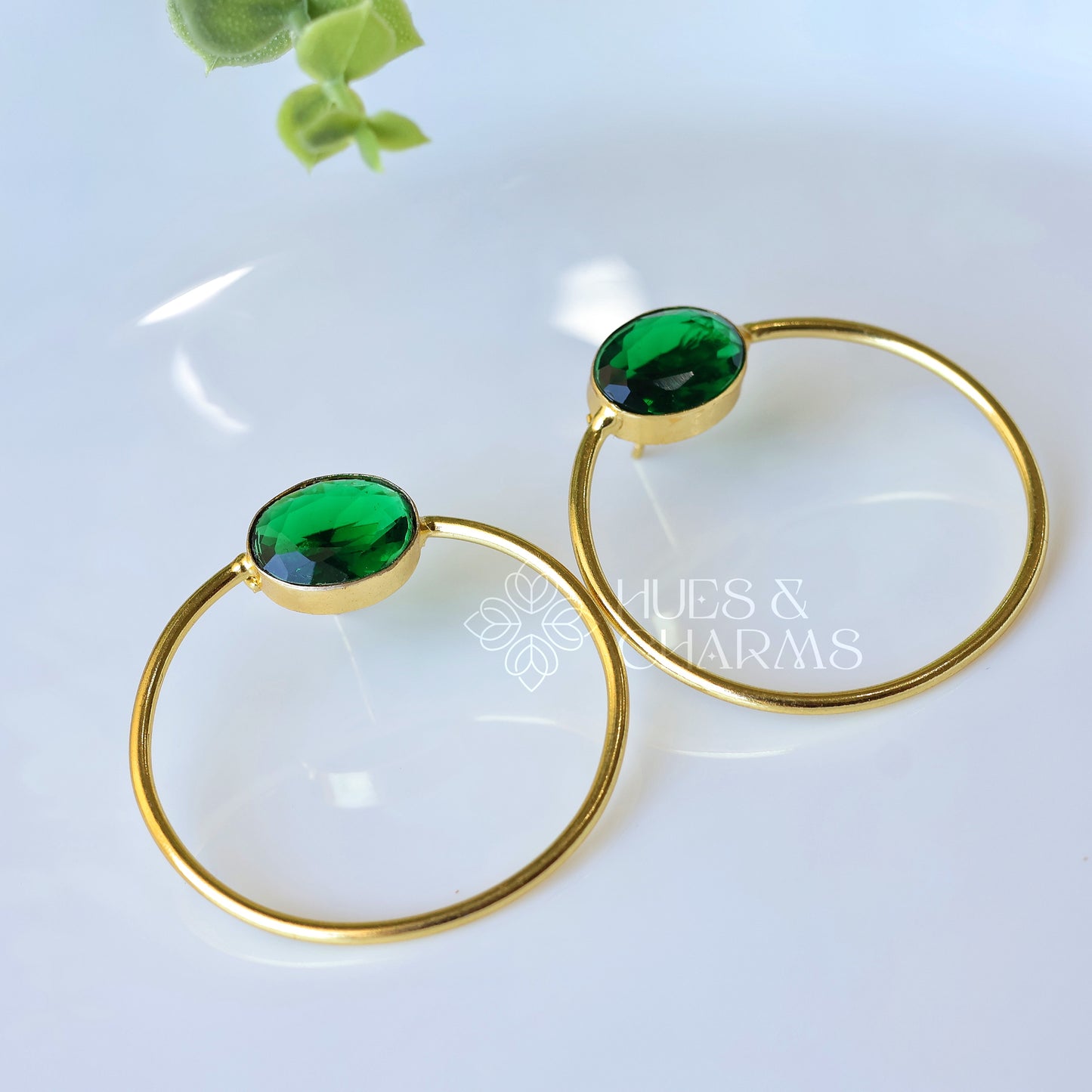 OVAL GLOSSY HOOP EARRINGS - GREEN