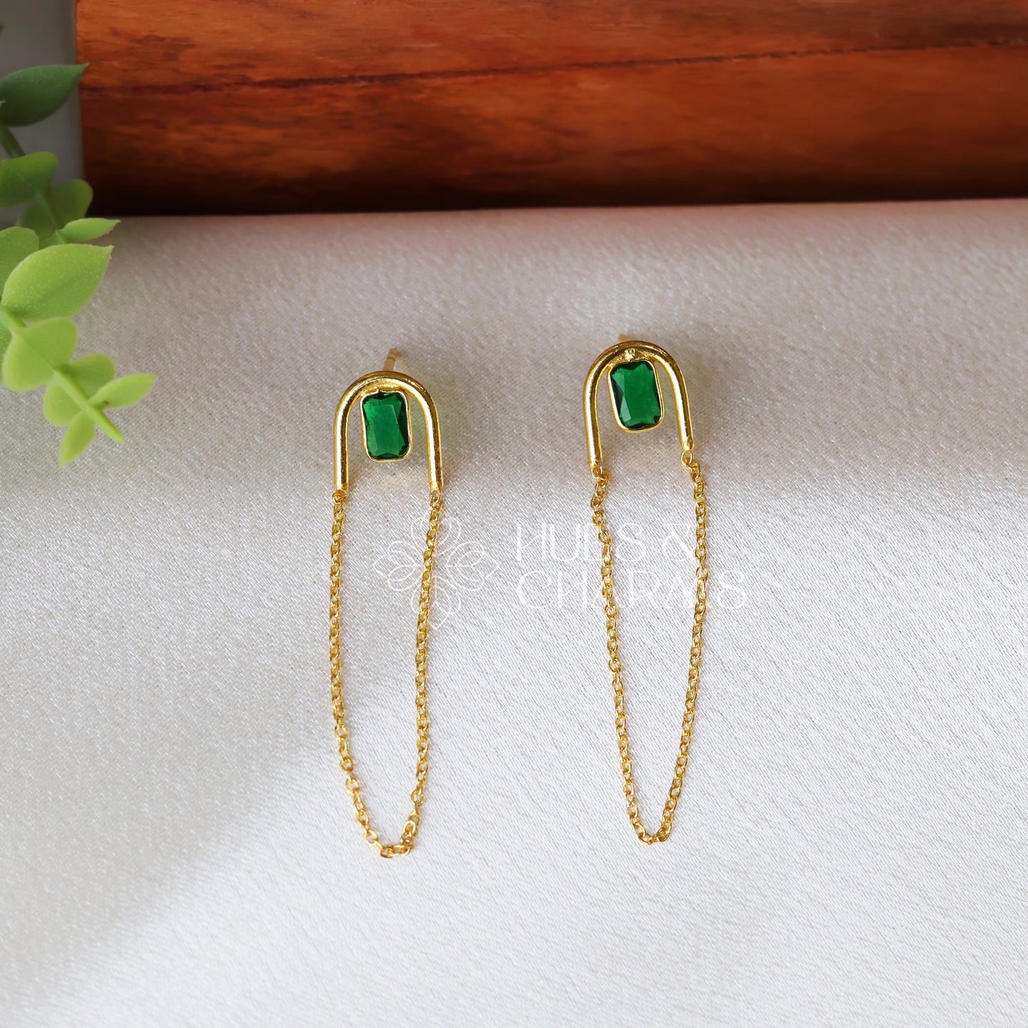 LINK CHAIN DESIGNER DROP EARRINGS- GREEN