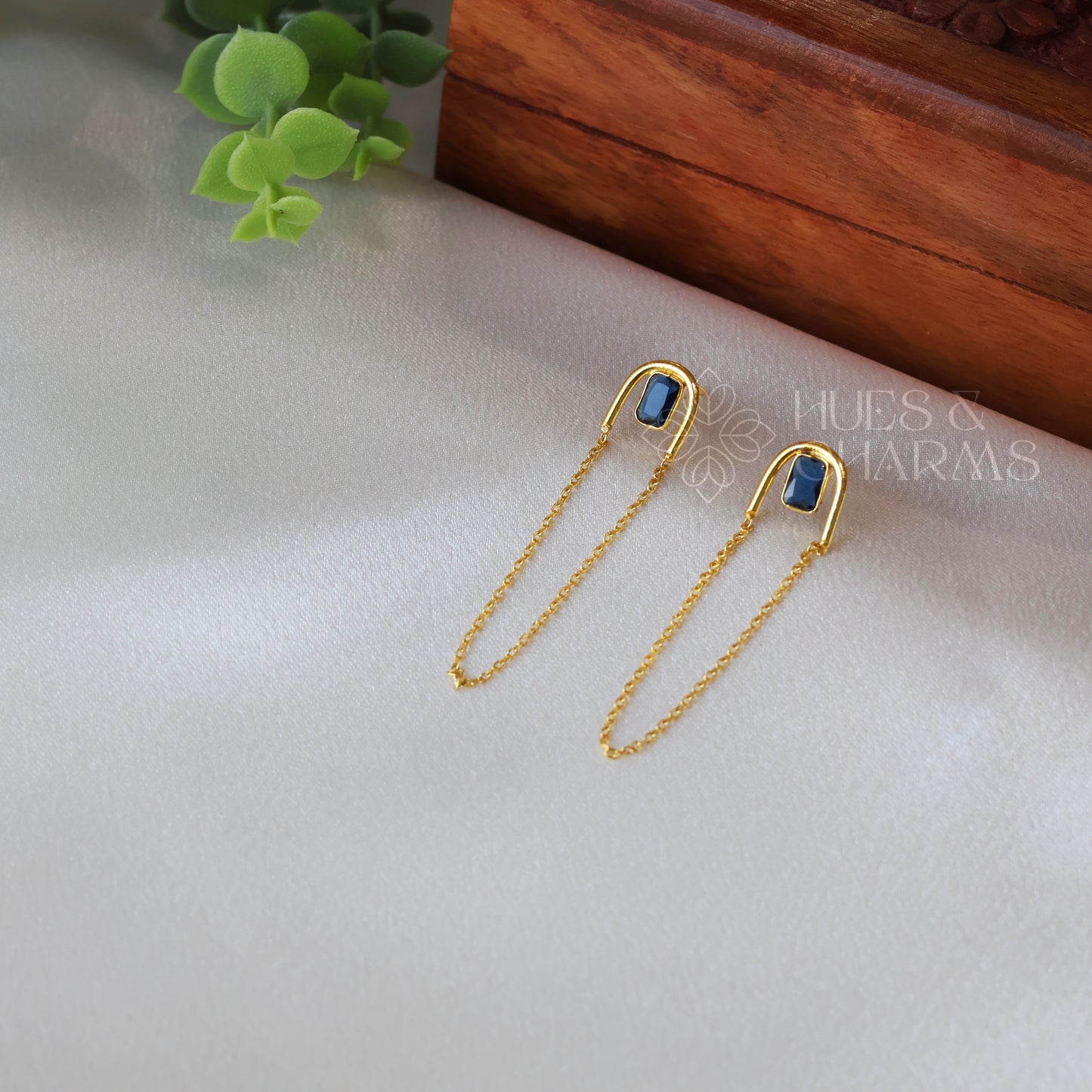 LINK CHAIN DESIGNER DROP EARRINGS- BLUE