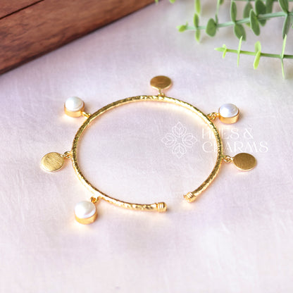 PEARL CHARM ADJUSTABLE BANGLE