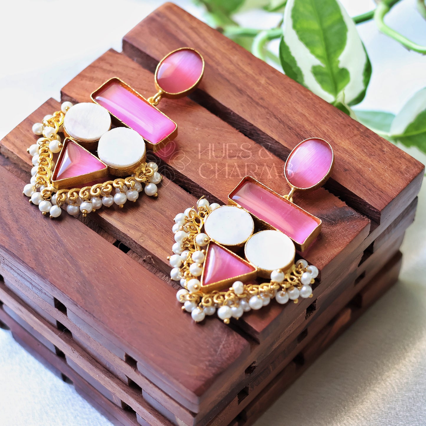 PRECIOUS STATEMENT EARRINGS WITH MOP -PINK