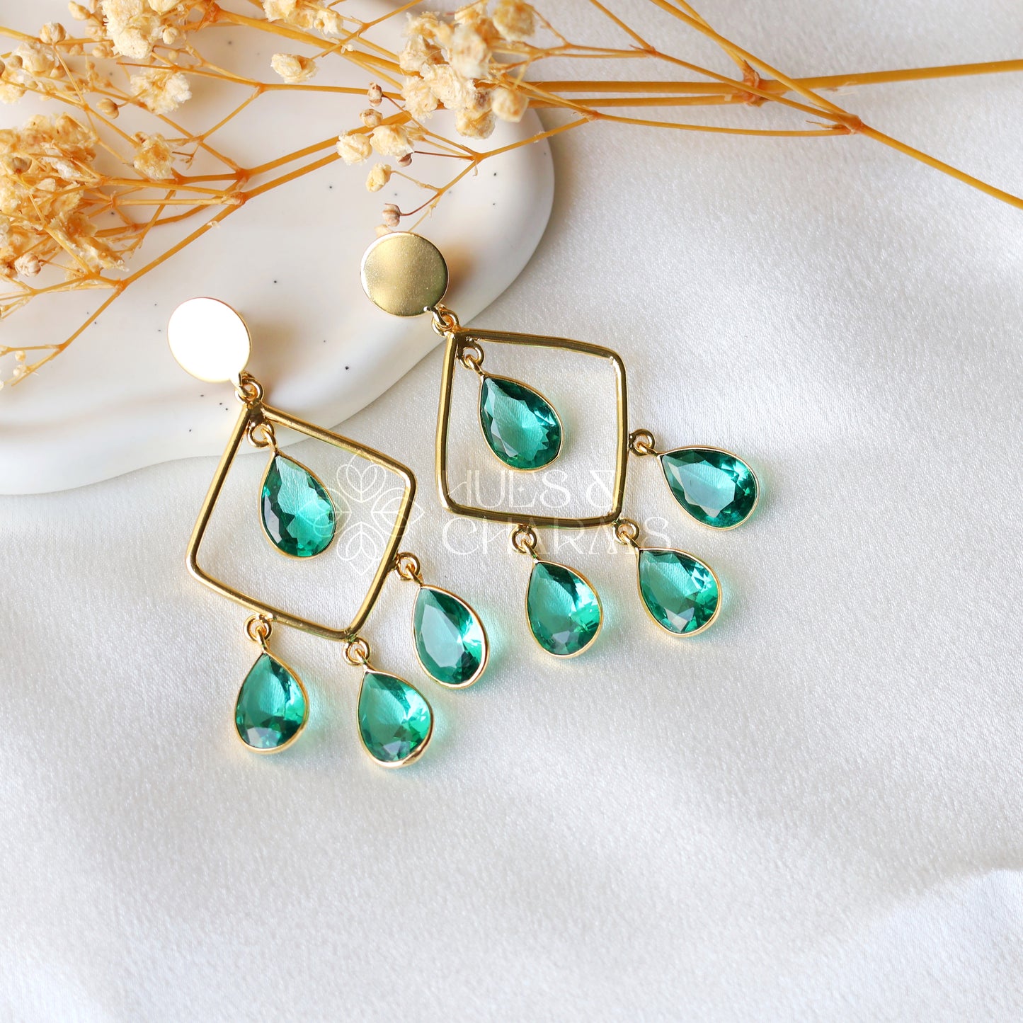 ROYAL GLOSSY RAINDROP EARRING -EMERALD GREEN