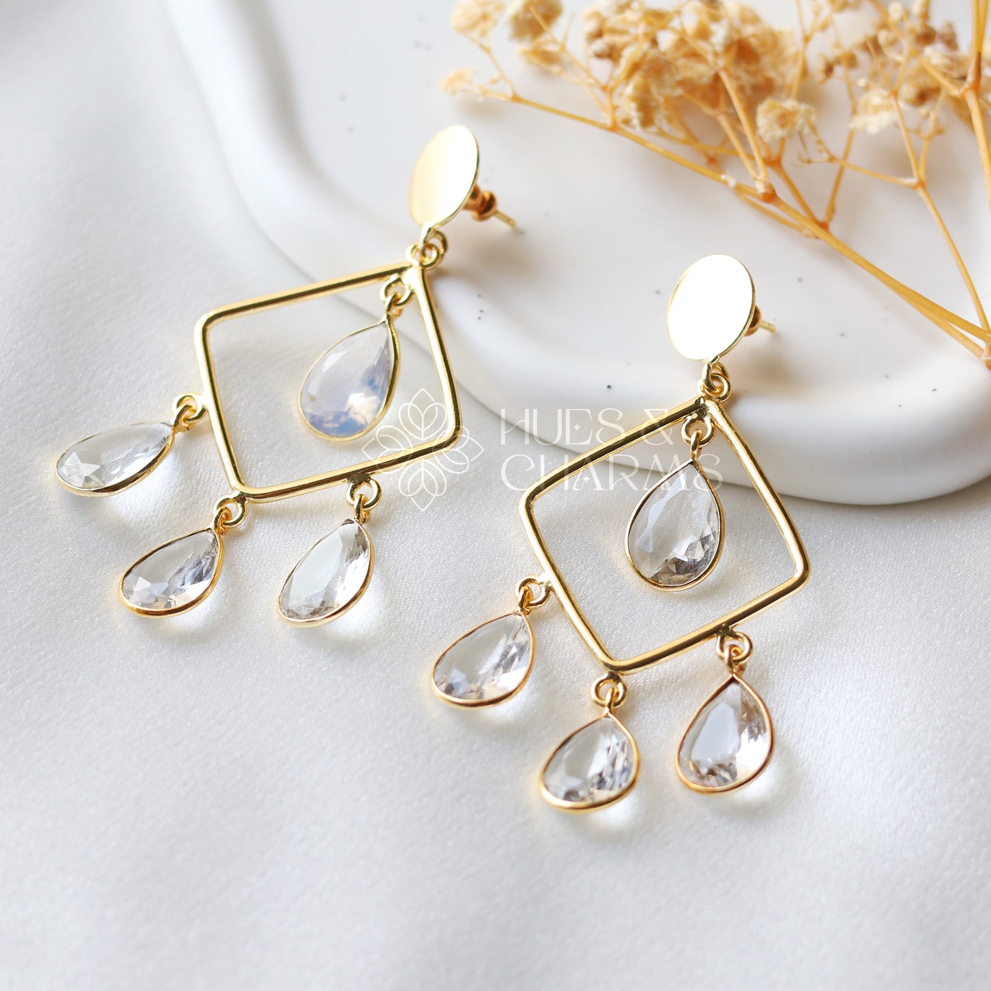 ROYAL GLOSSY RAINDROP EARRING - TRANSPARENT