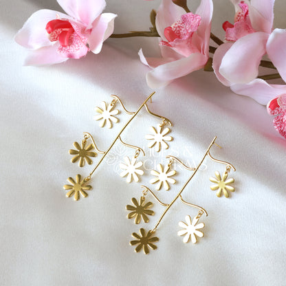 GOLDEN MULTI BRANCH DAISY FLOWER EARRING