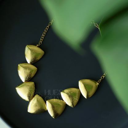 GOLDEN BOLD DUNE NECKLACE