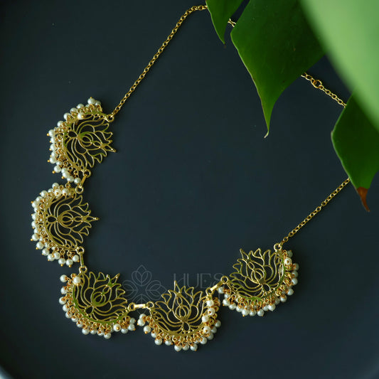 GOLDEN LOTUS NECKLACE WITH PEARLS